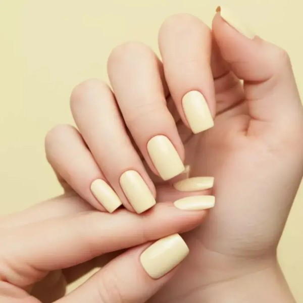 Gel Polish 452 Butter Cookie | Amarillo mantequilla uñas