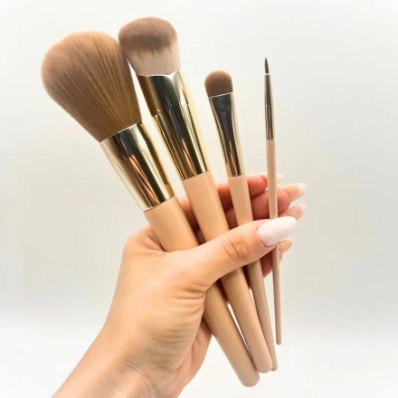 YouCosmetics Brocha Foundation Nº3 | Brocha para base fluida 2