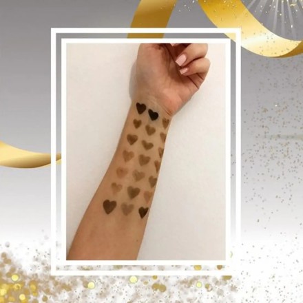 Elleebana Hearts Stencil | Patrón de Corazón para Pruebas de Color 2