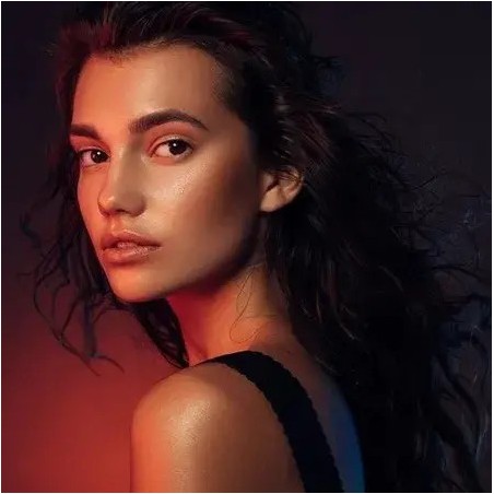 Wonder Highlighter 7.5 g | Iluminador con glow radiante