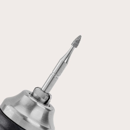 Victoria Vynn Fresa Diamante Bala 1.6mm | Cutículas